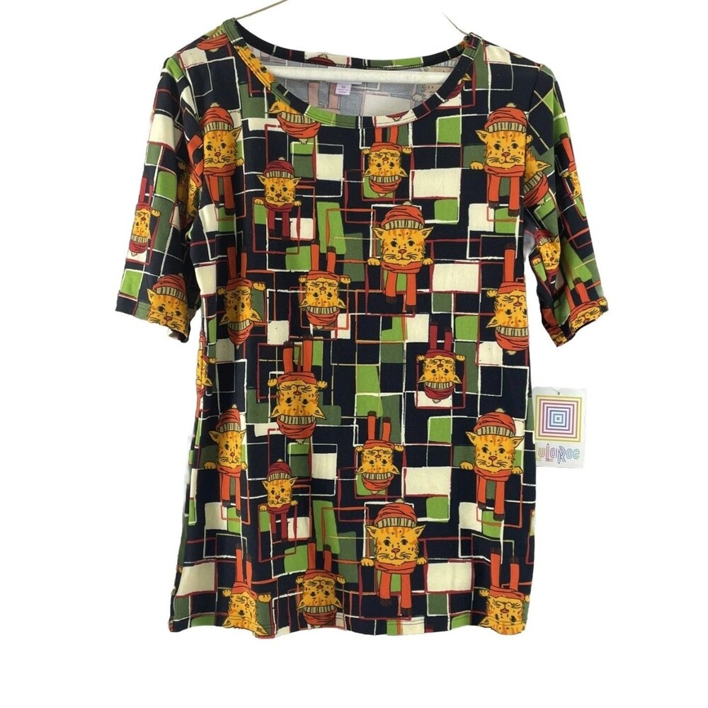 LulaRoe Gigi Women Short Sleeve Top Winter Cats Christmas Sz Medium Green & Red